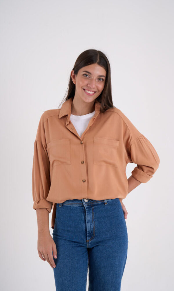 Alternative view of Camisa Celia