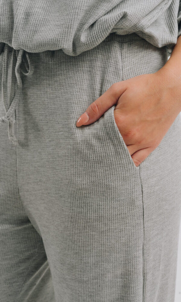 Alternative view of Pantalón Lewis