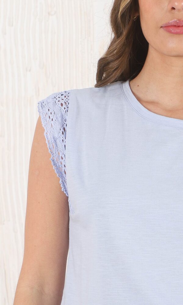 Alternative view of Remera Teo